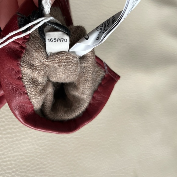 NWT - Coach Women’s Sheep Skin Wool Lined Leather Tech Gloves - Size 6.5 - Picture 7 of 7